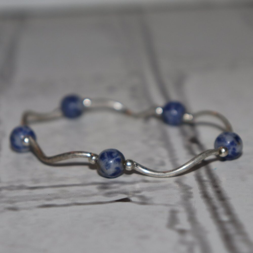 Beautiful silver and sodalite natural stone bracelet 7"